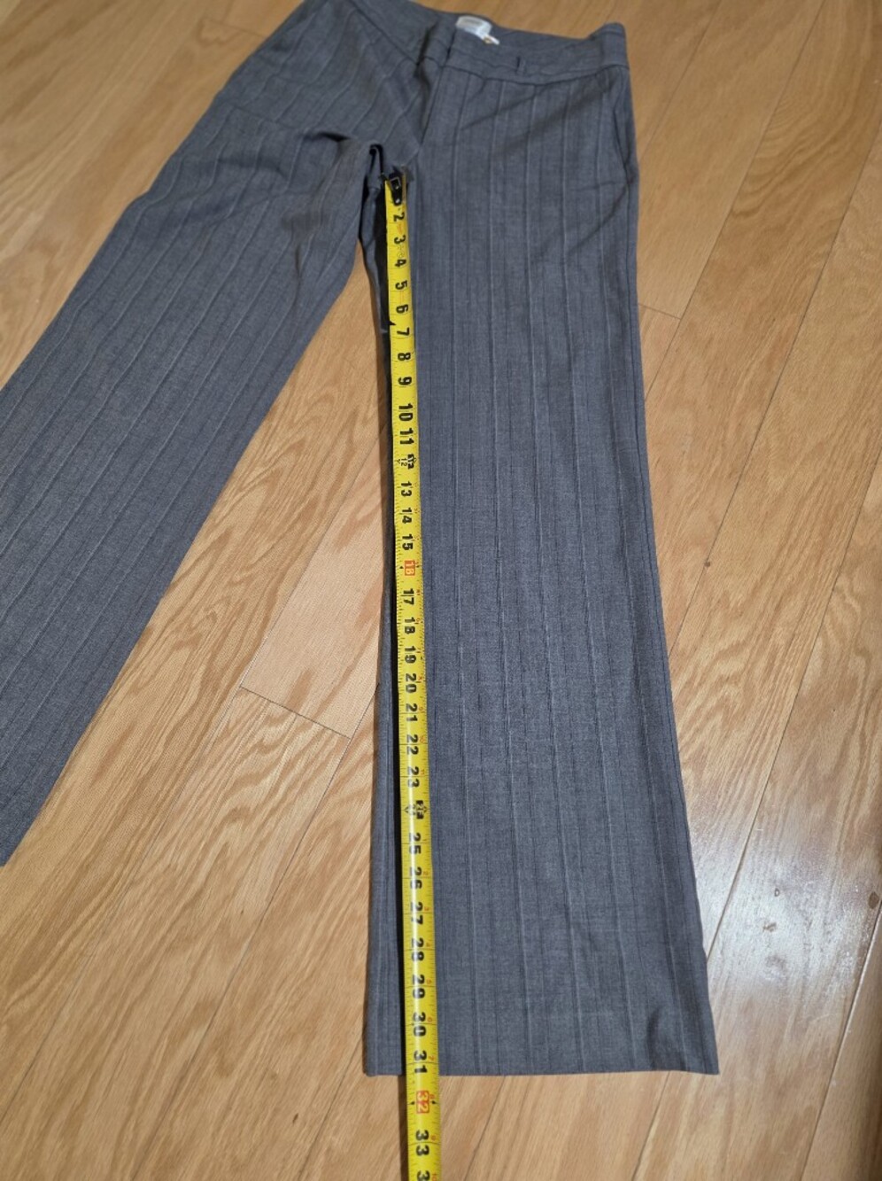 Old Navy Gray Pinstripe Boot Cut Pants Women's Size 4 - Picture 5 of 7